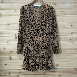 ASTR the Label Dress Womens Small Tan Nikita Leopard Print Mini Long Sleeve